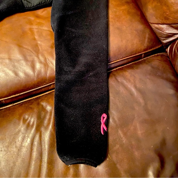 The North Face Breast Cancer Awareness Zipper Jacket- Size XS EUC - Picture 3 of 4